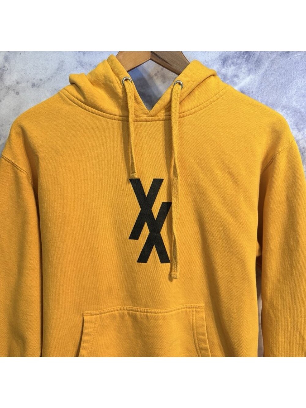 Machine Gun Kelly XX EST Hoodie Sweatshirt Mens Medium M Yellow